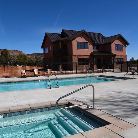 Beautiful Group Lodge With Private Pool In Kanab, Ut Esterno foto