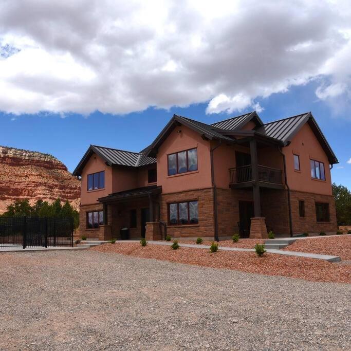 Beautiful Group Lodge With Private Pool In Kanab, Ut Esterno foto