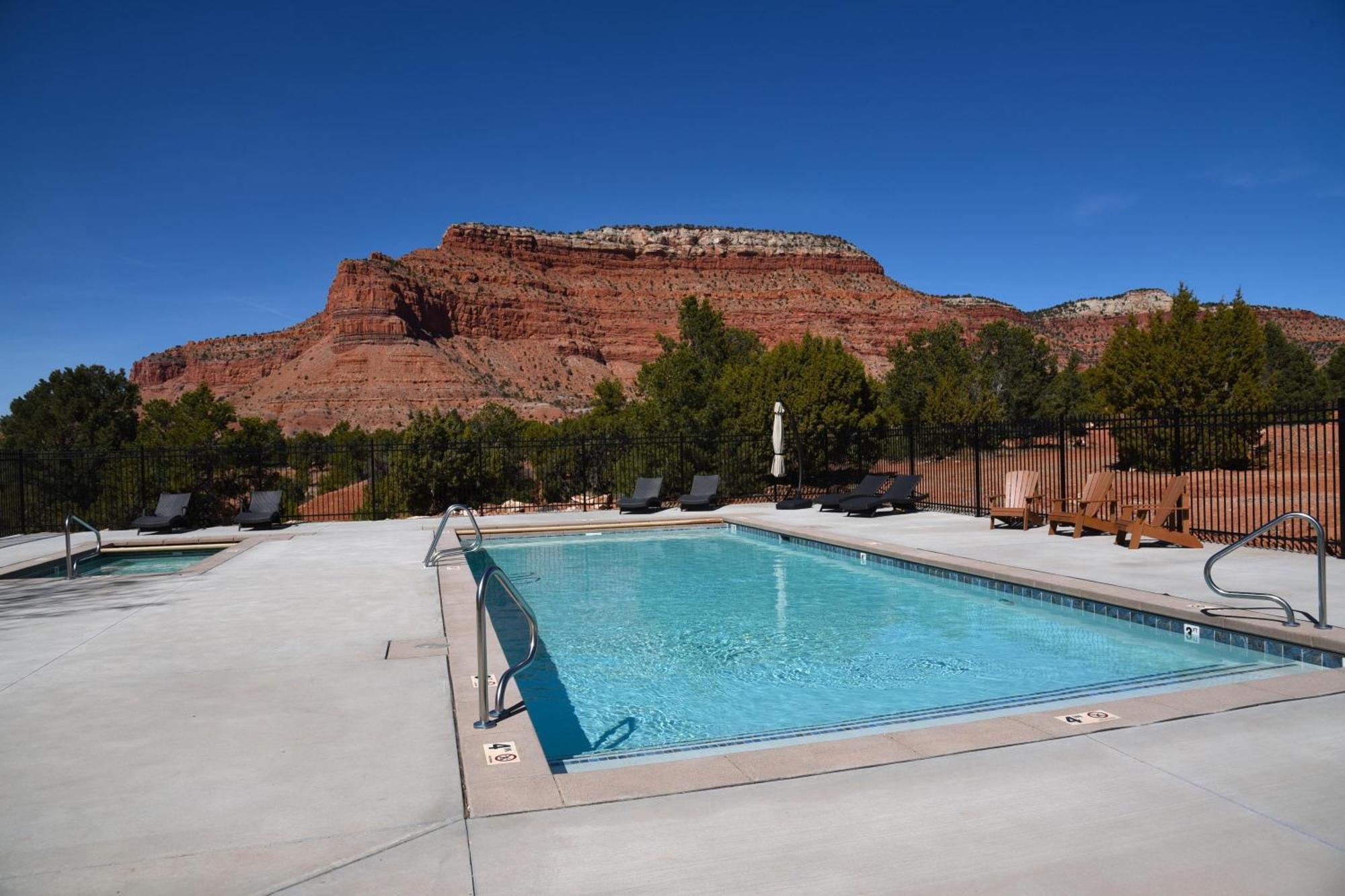 Beautiful Group Lodge With Private Pool In Kanab, Ut Esterno foto