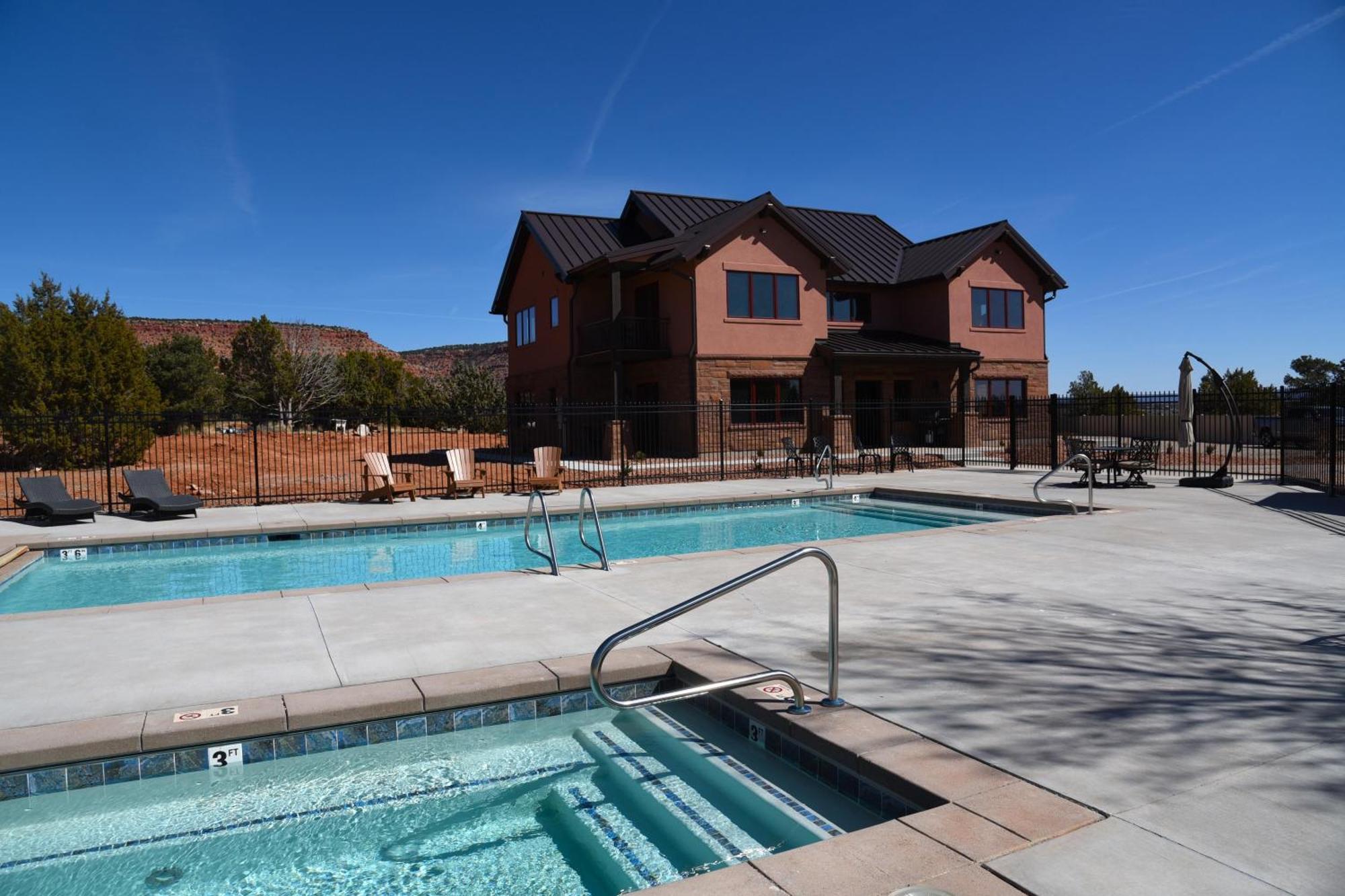 Beautiful Group Lodge With Private Pool In Kanab, Ut Esterno foto